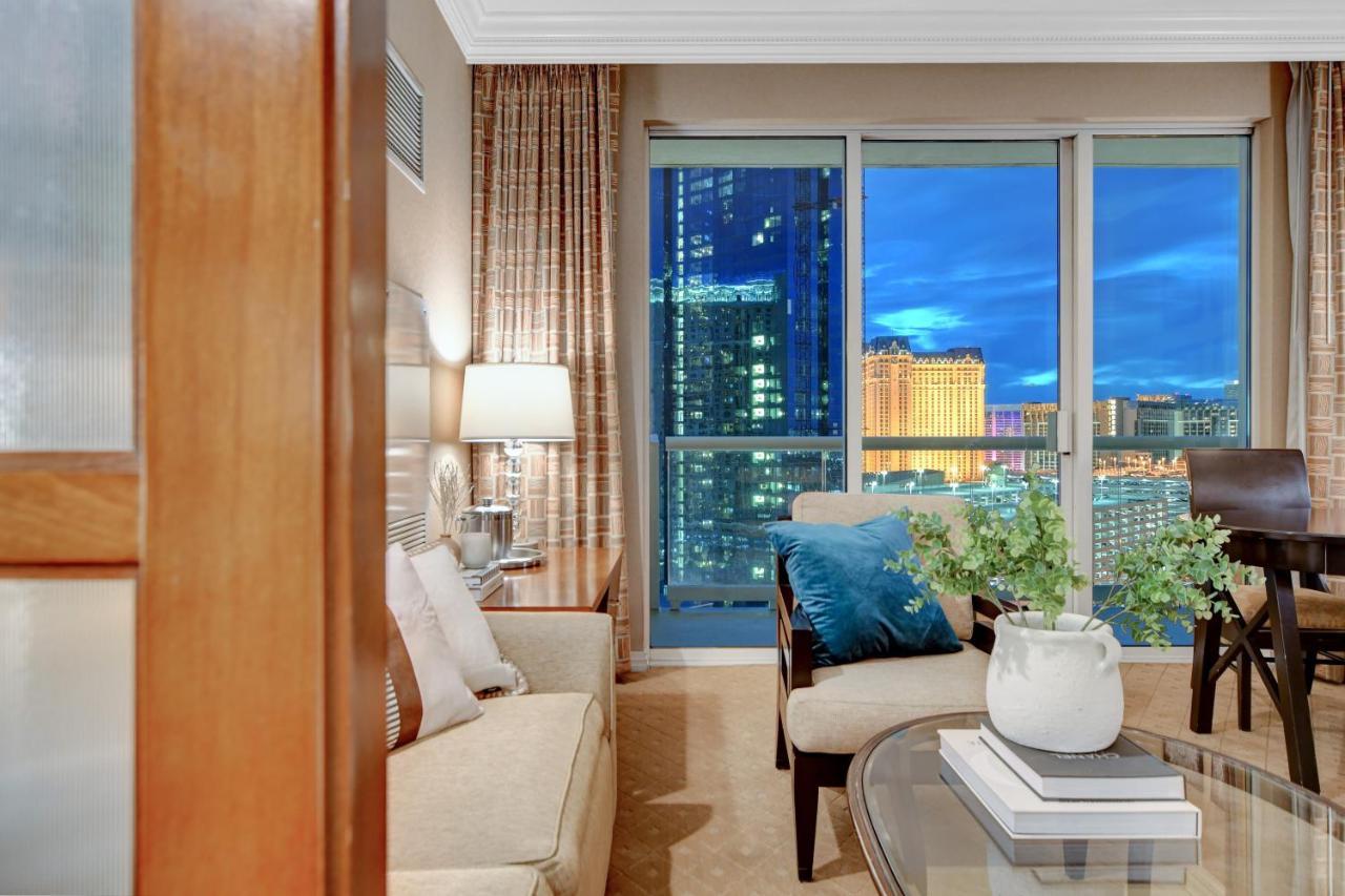 Balcony Full Strip View Suite Mgm Signature Free Valet Las Vegas Esterno foto