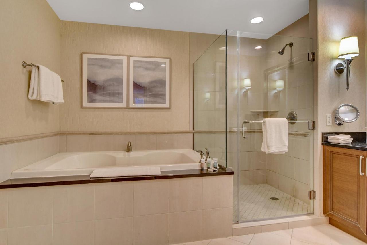 Balcony Full Strip View Suite Mgm Signature Free Valet Las Vegas Esterno foto