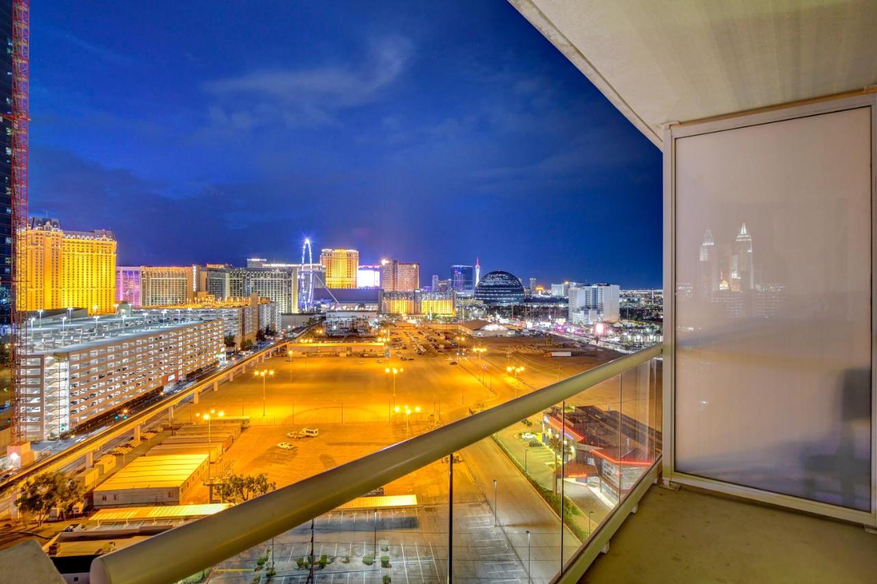 Balcony Full Strip View Suite Mgm Signature Free Valet Las Vegas Esterno foto