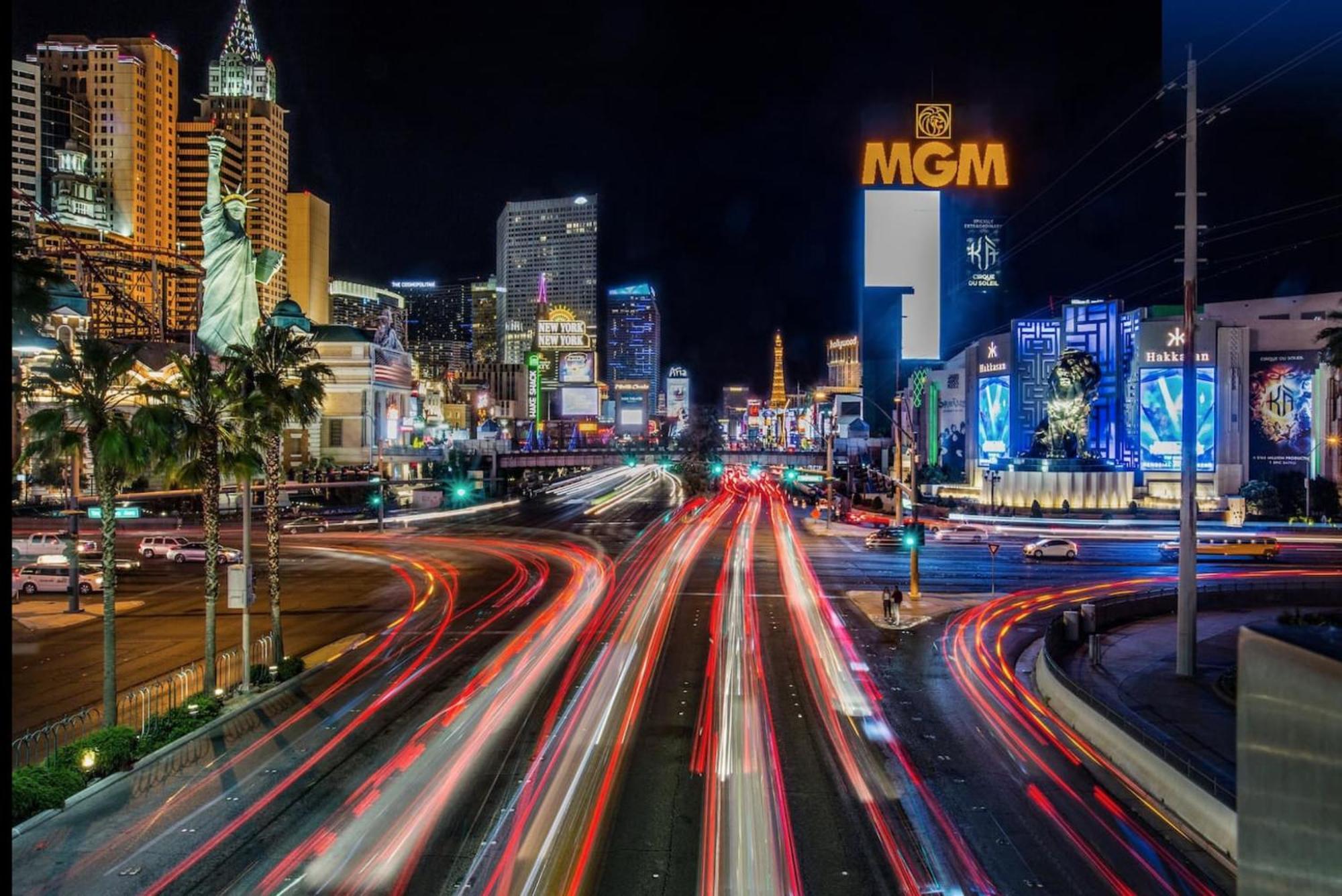 Balcony Full Strip View Suite Mgm Signature Free Valet Las Vegas Esterno foto