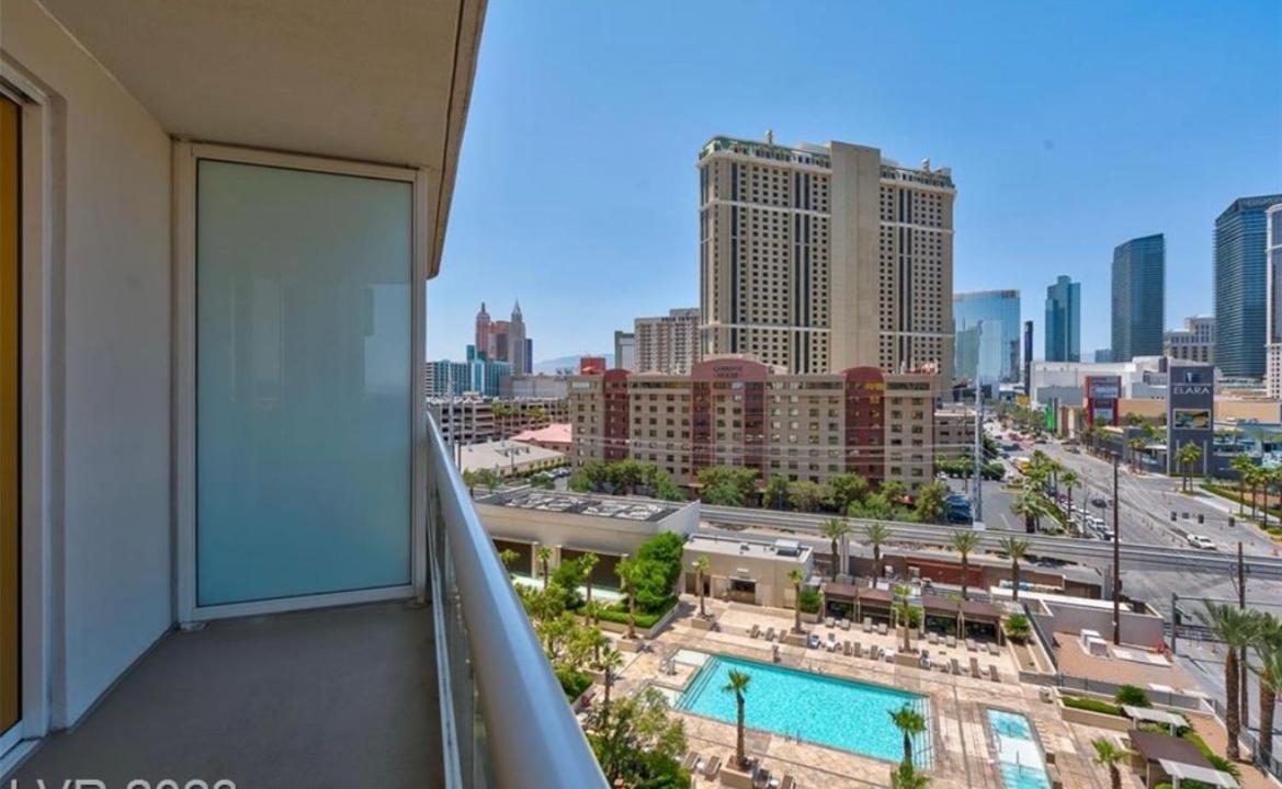 Balcony Full Strip View Suite Mgm Signature Free Valet Las Vegas Esterno foto